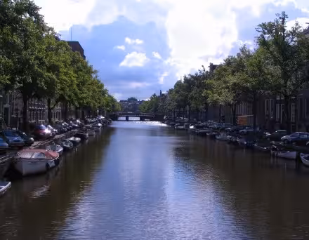 amsterdam_canal_1