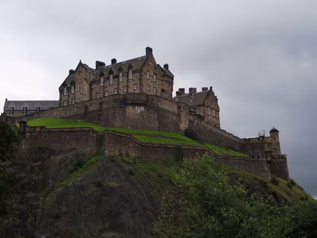 edinburgh-castle-9