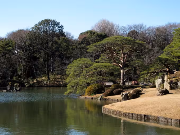 Rikugi-en gardens