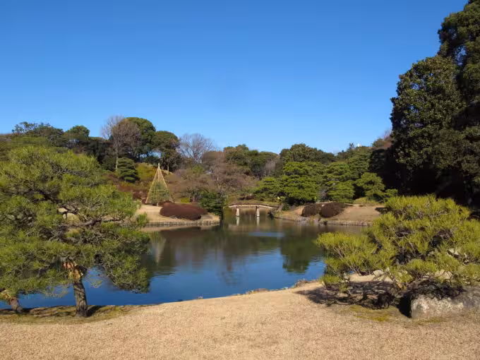Rikugi-en gardens