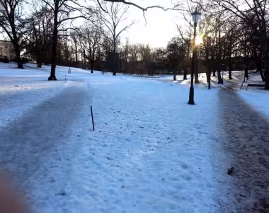 Running in Oslo snow