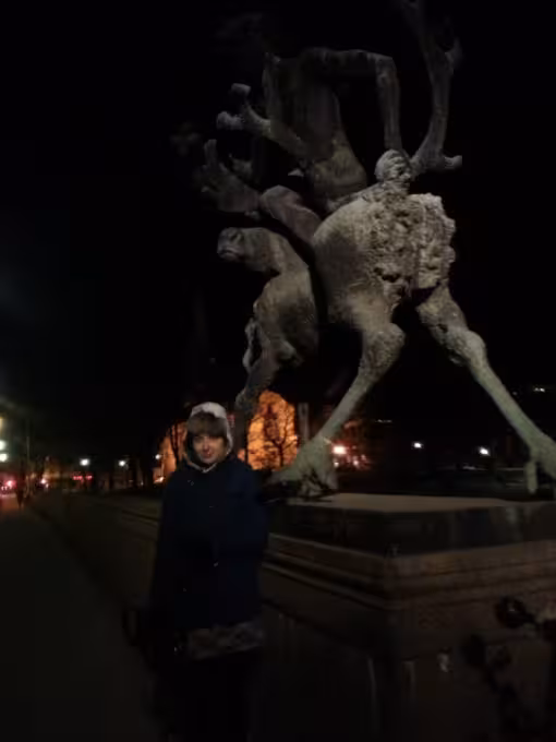 ivelina-reindeer-butt