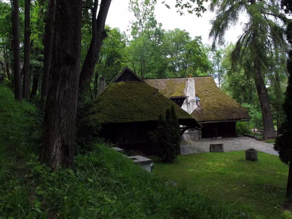 House below Bran castle