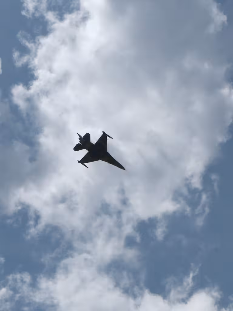 F16 Fighting Falcon