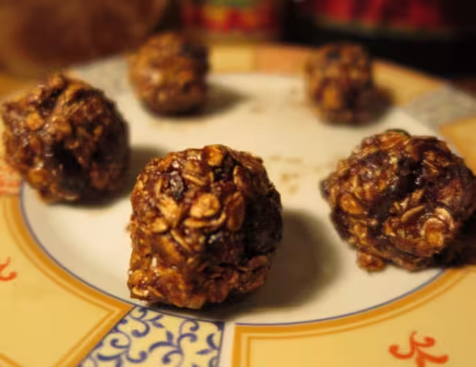 Home made protein balls