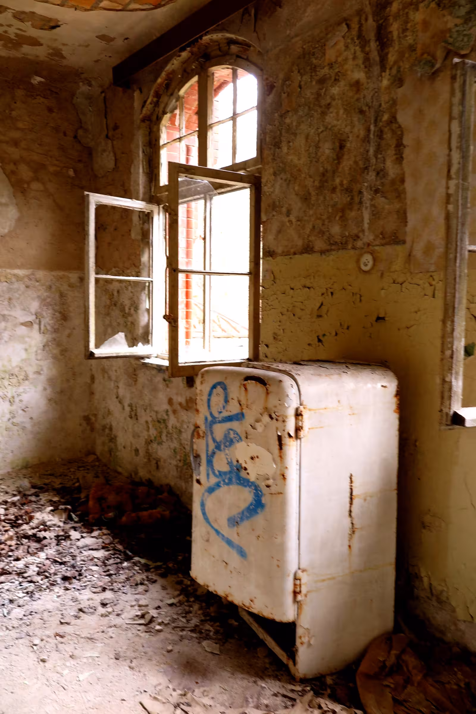 Beelitz-Heilstätten fridges
